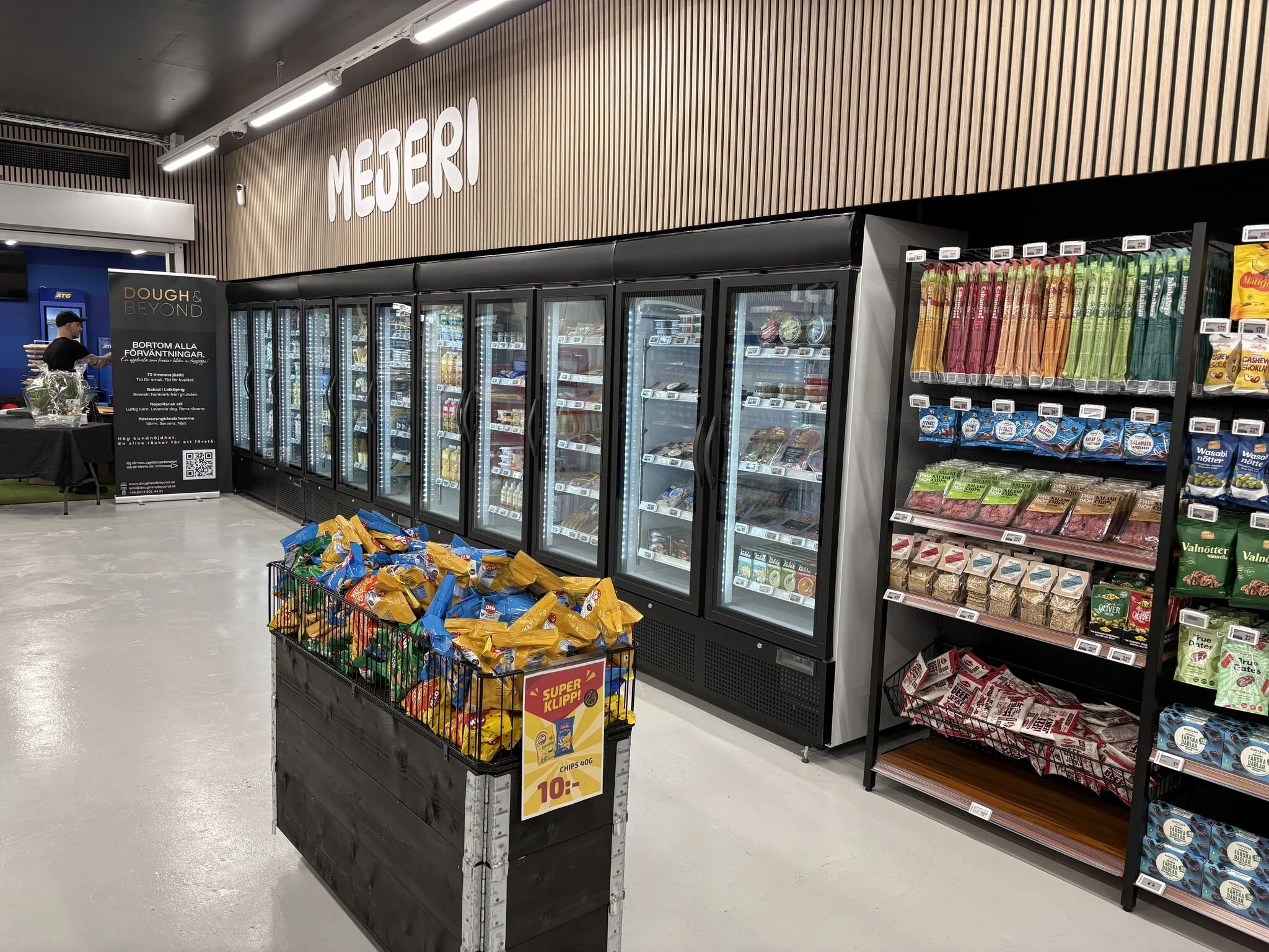 24 Sju, Invigning ny butik