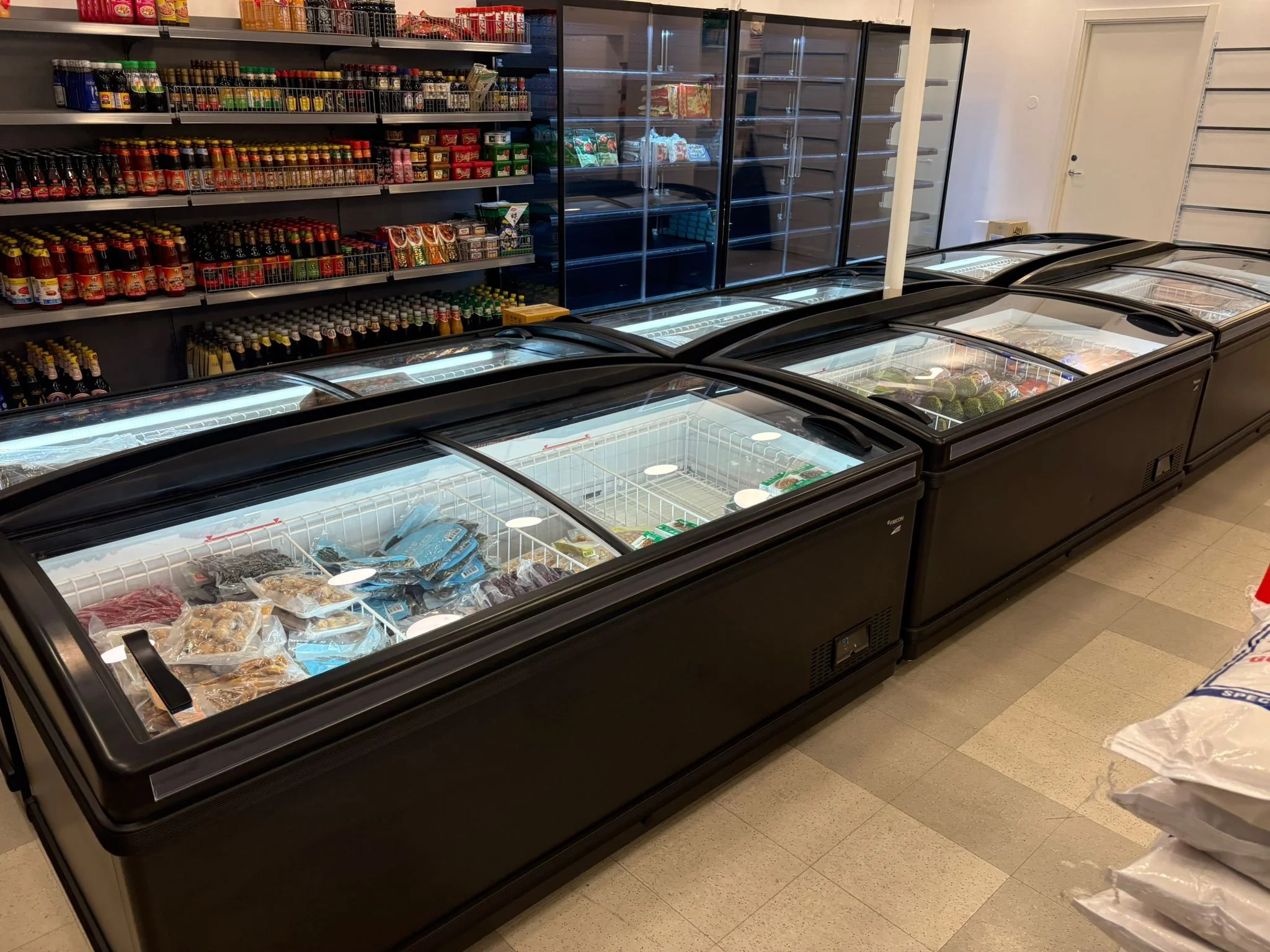 WhatsApp Image 2025-11-25 at 21.12.57 (3).jpeg