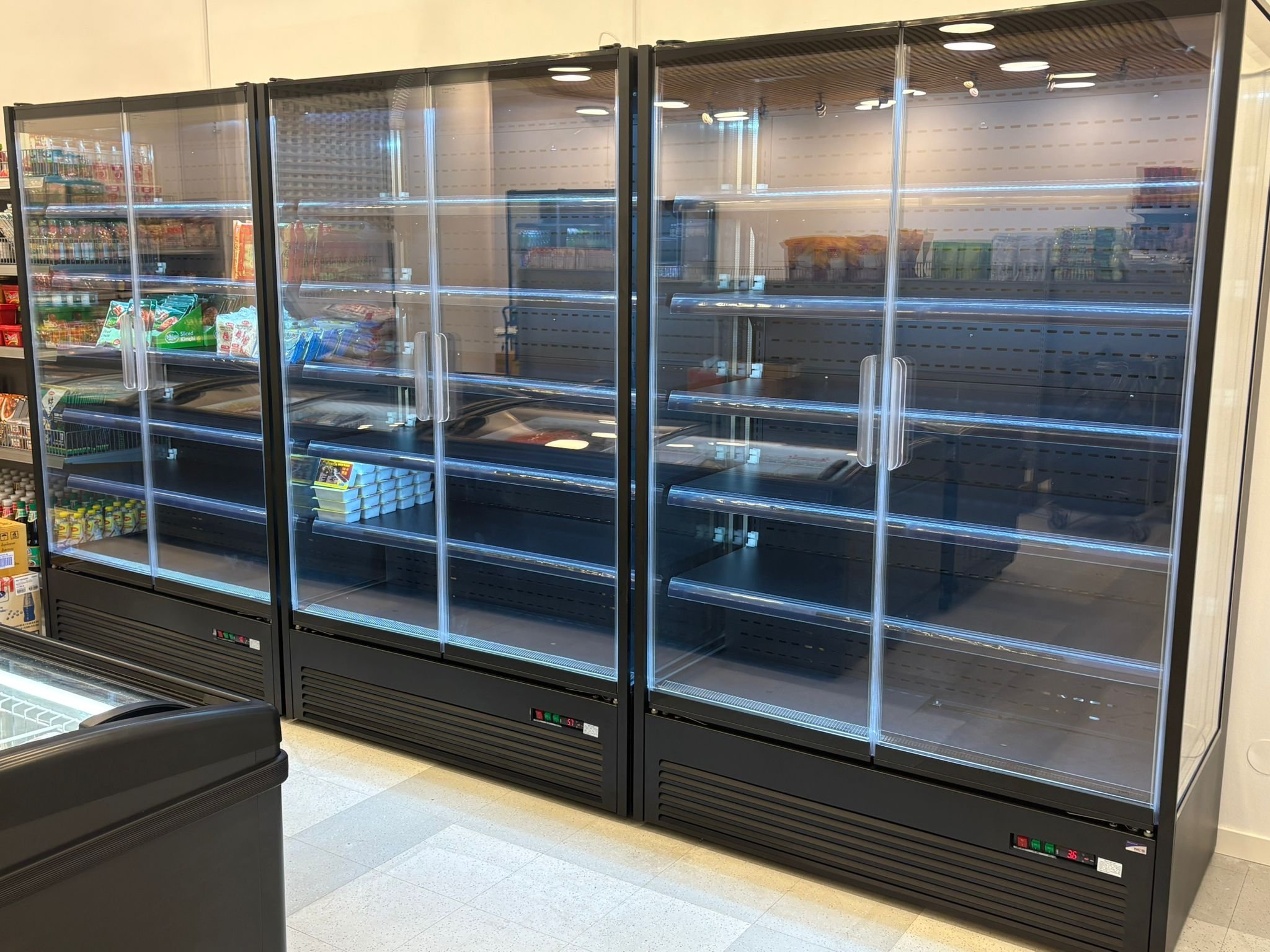 WhatsApp Image 2025-11-25 at 21.12.56 (4).jpeg