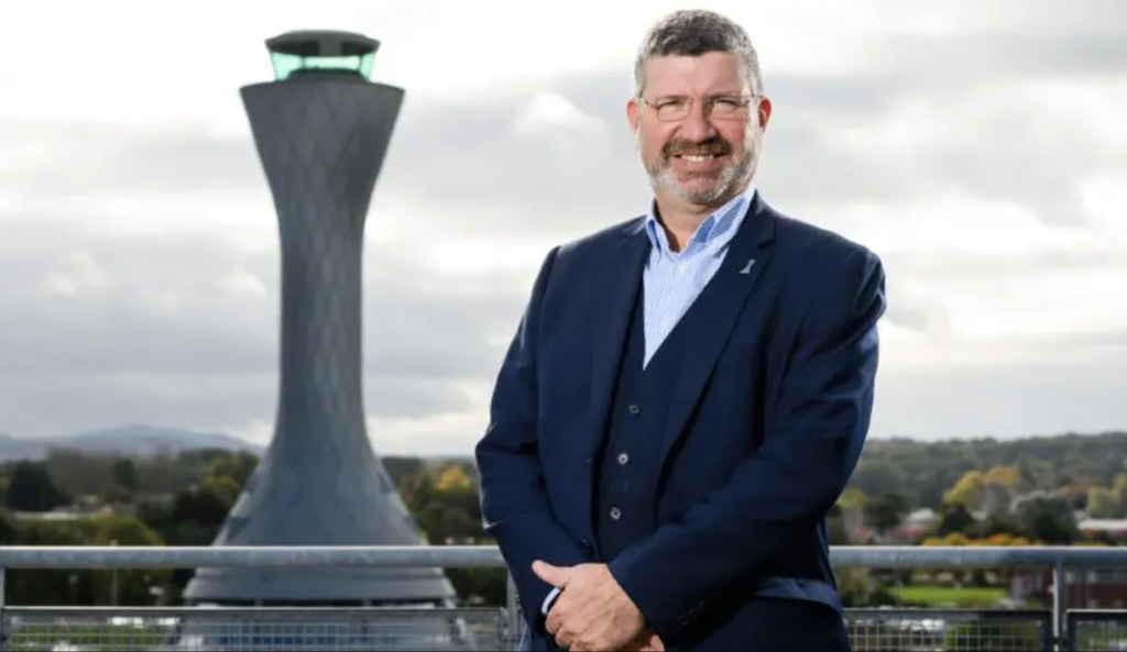 Edinburgh Airport seeks new leader as Gordon Dewar steps down after 14 years