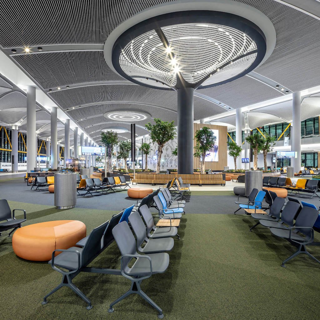 Istanbul Airport says operations now powered entirely by solar energy