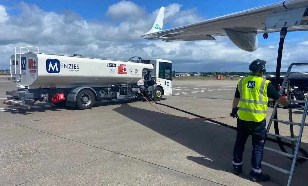 Menzies Aviation expands UK fuel network with launch of operations at Aberdeen Airport