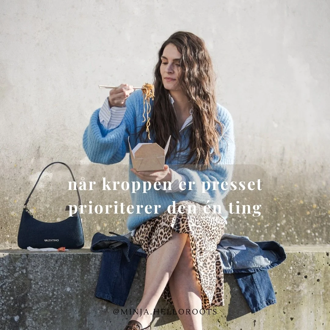 M&aring;ske har du ogs&aring; f&oslash;lelsen af, at kroppen pludselig &ldquo;s&aelig;tter ud&rdquo;?

Du er tr&aelig;t, huden sl&aring;r ud, energien svinger og du t&aelig;nker &ldquo;hvorfor nu det?&rdquo;

Det er kroppens m&aring;de at sige &ldquo