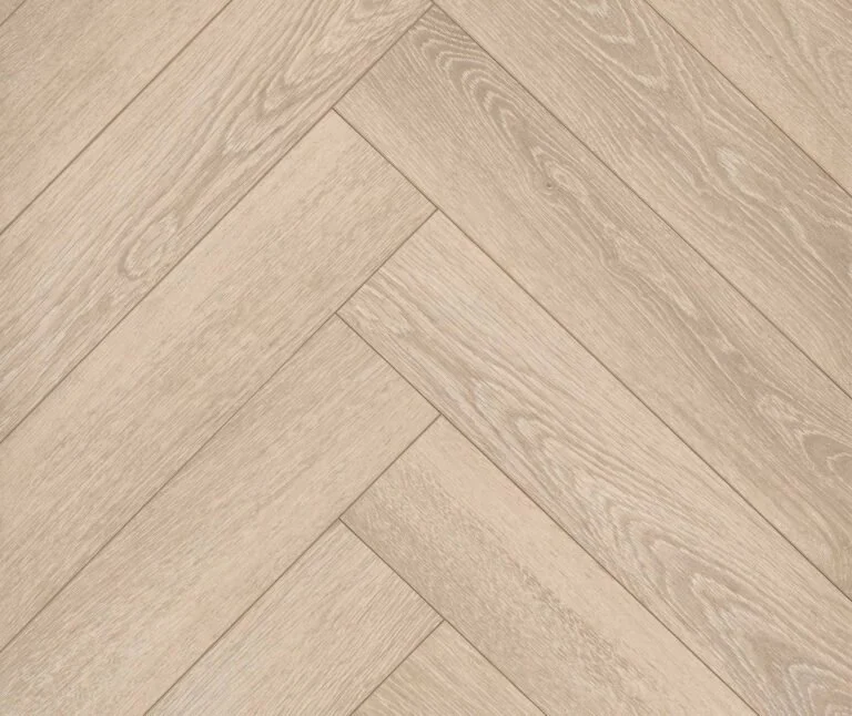 Piazza-Herringbone laminate shade