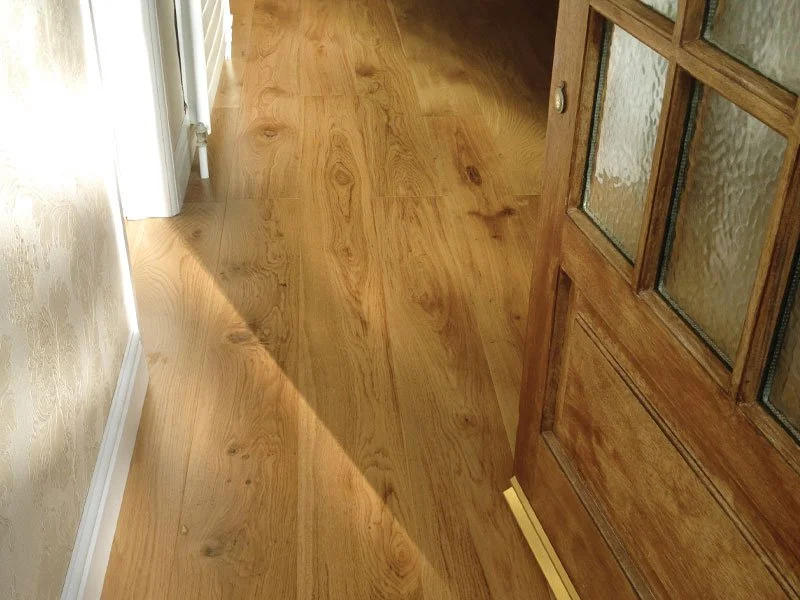 Whiteriver Heritage Richmond Oak installed in a victorian hallway