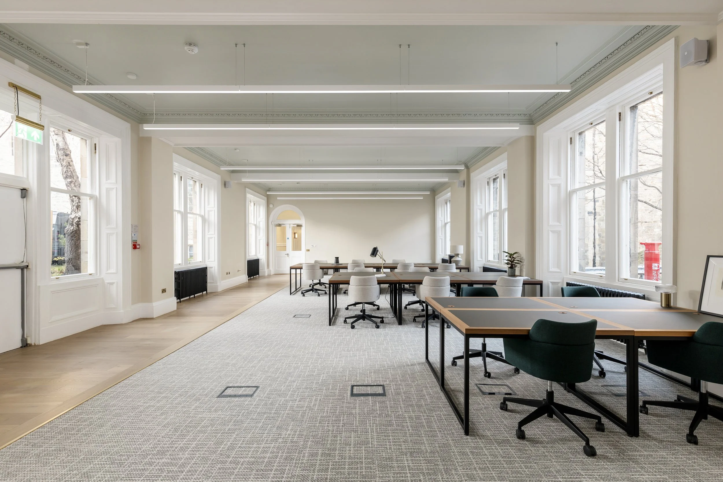 Why Choose a Serviced Office Over a Traditional Lease?&nbsp;