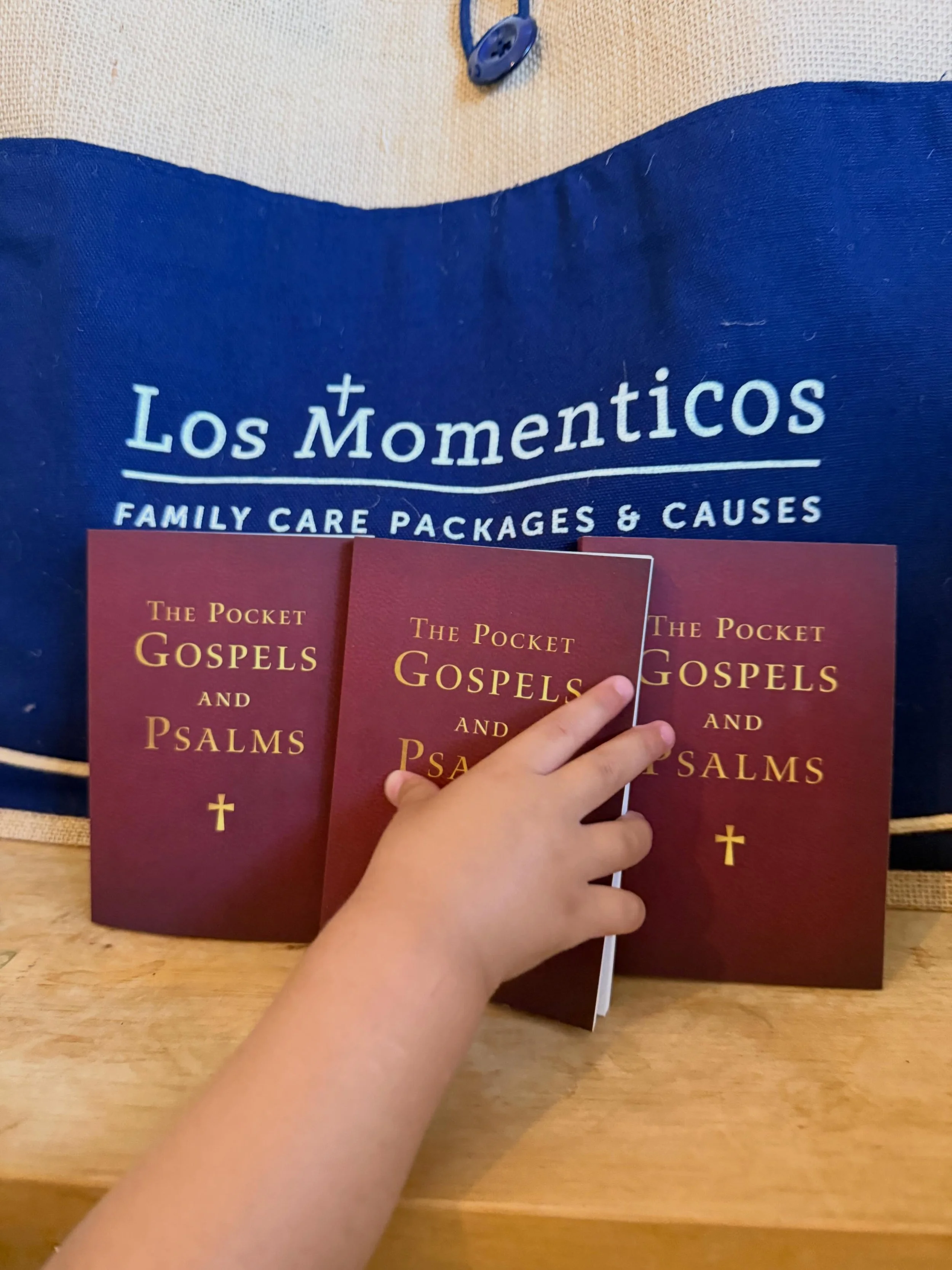 We are incredibly grateful to @oursundayvisitor for their generous donation of 800 Pocket Gospels &amp; Psalms for our Los Momenticos care packages. 🤍

Because of this gift, parents sitting in hospital rooms with a child now have the Word of God in 