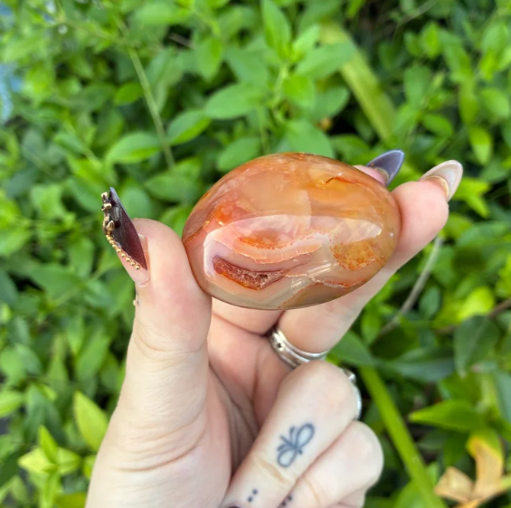 Carnelian Large Tumble
