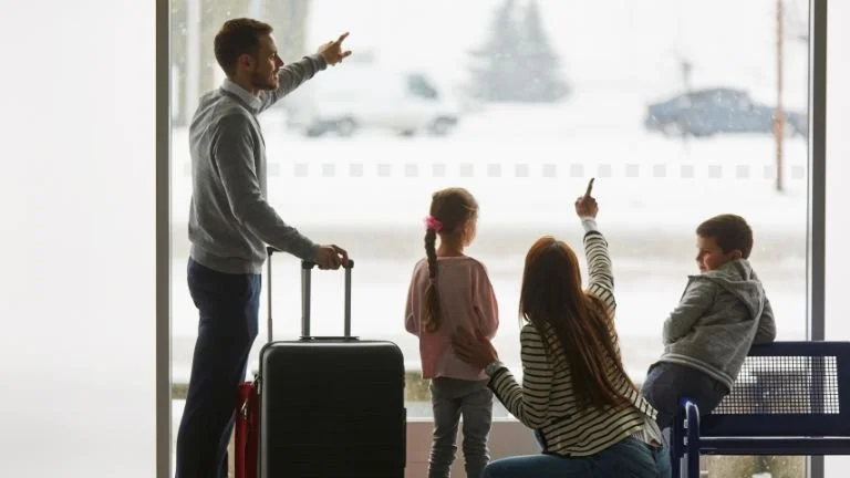 Family travelling for the holiday season