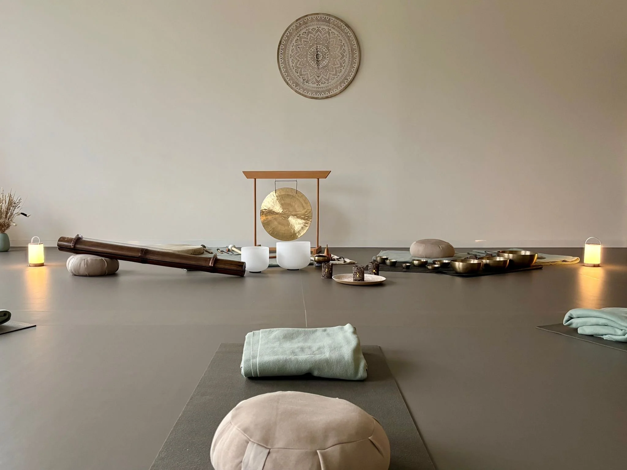 klangbad gong klangschale klangentspannung klangreise kunstklang