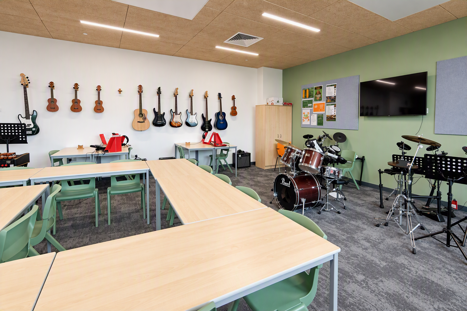 Deanestor supports the fit-outs of music rooms