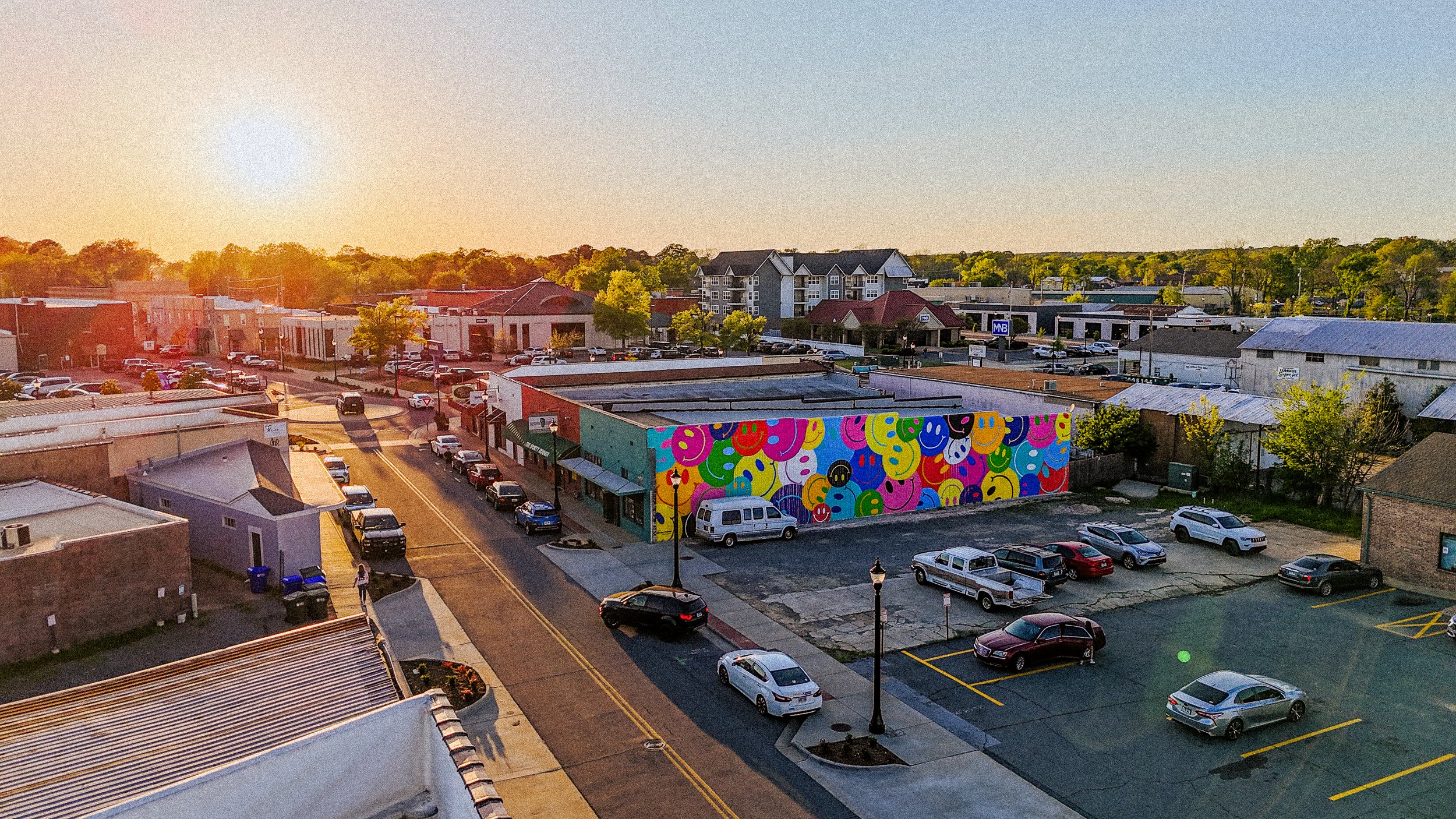Bringing Smiles to the Community — Create Conway Unveils New Downtown Mural