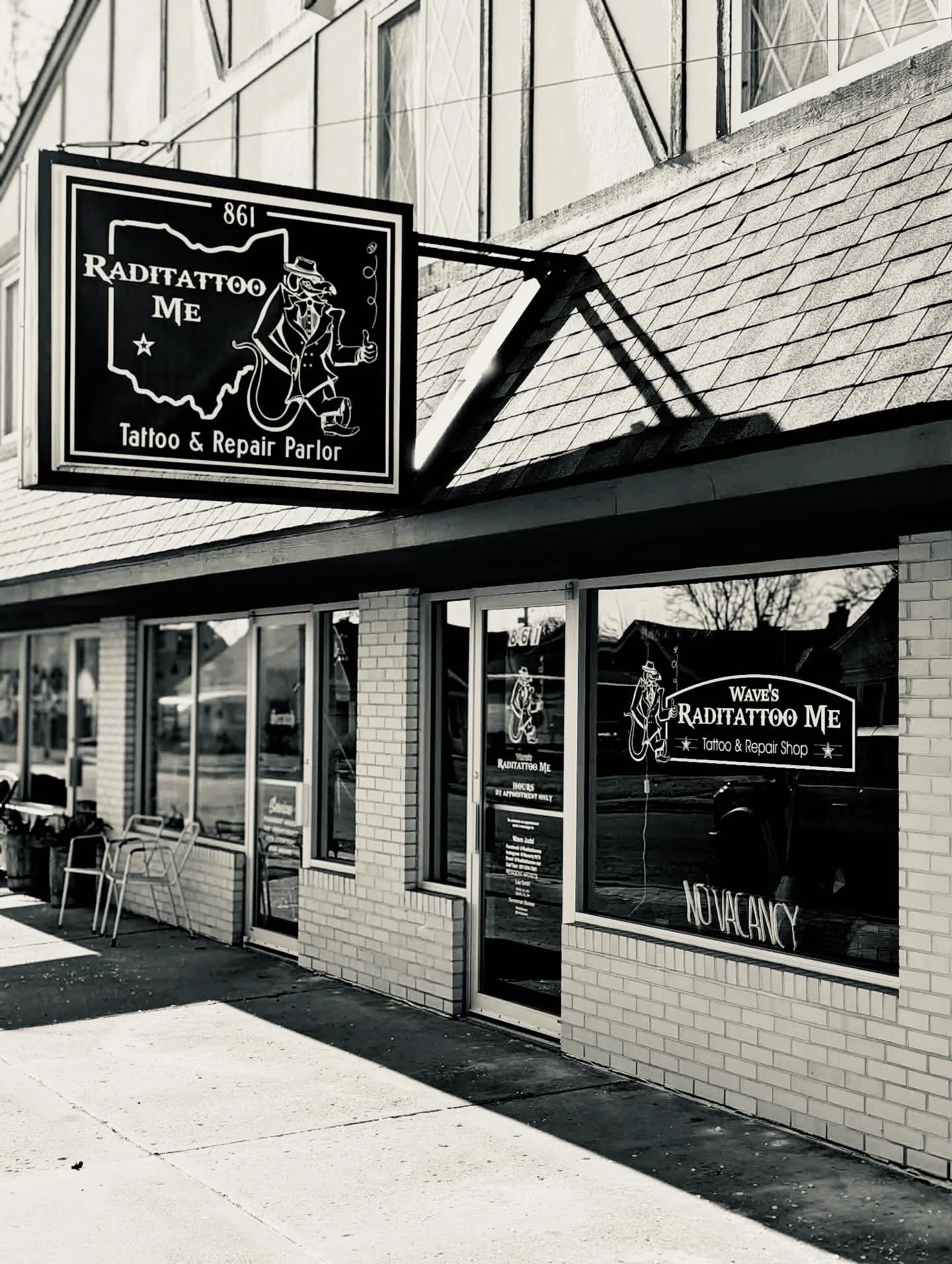 https://www.raditattoome.net/blog/waves-rad-tattoo-brand