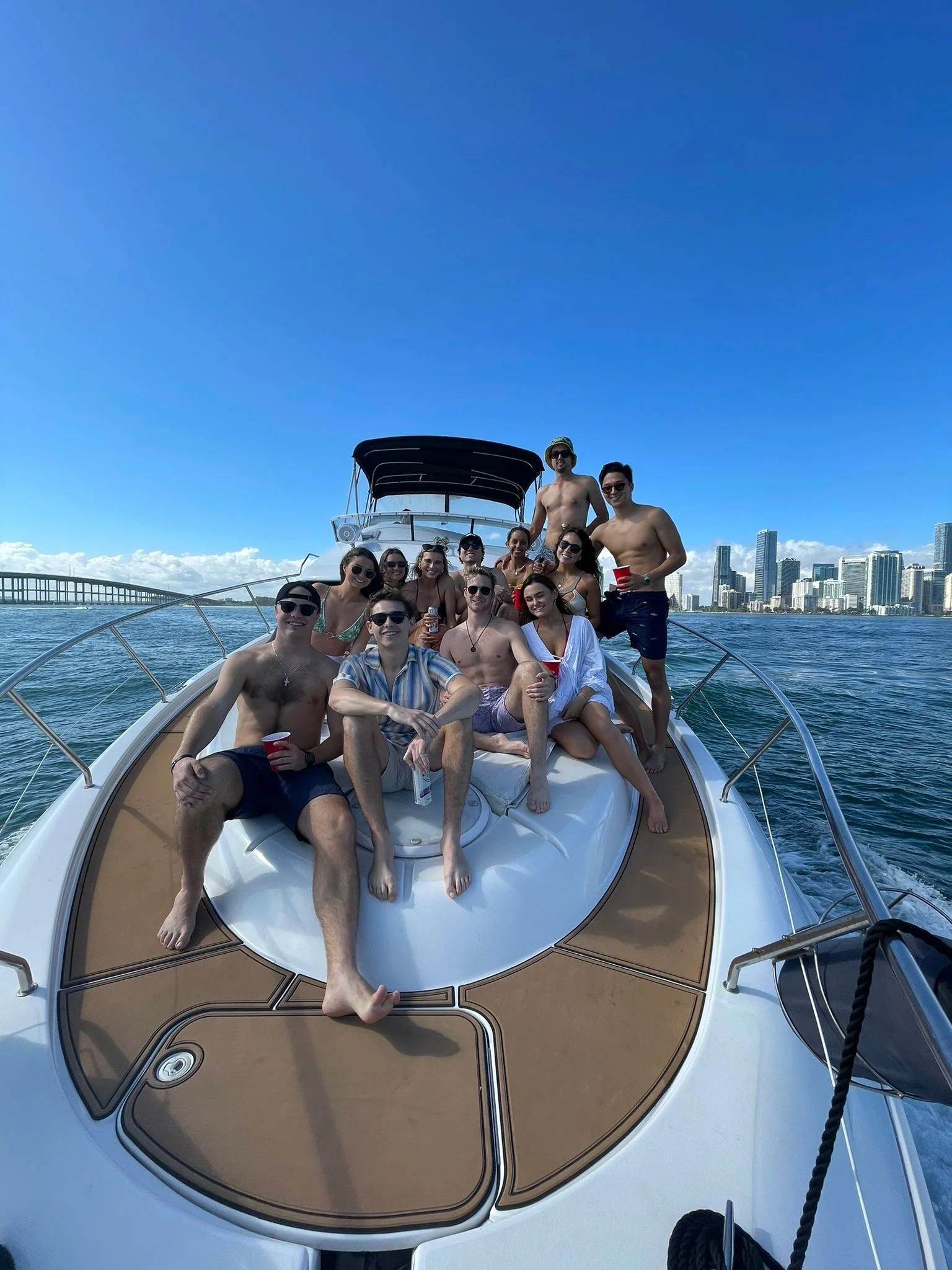 48' SILVERTON FLYBRIDGE 13.jpeg