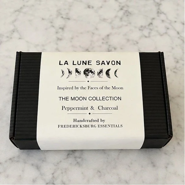 la_lune_closed_box_squarespace.jpg
