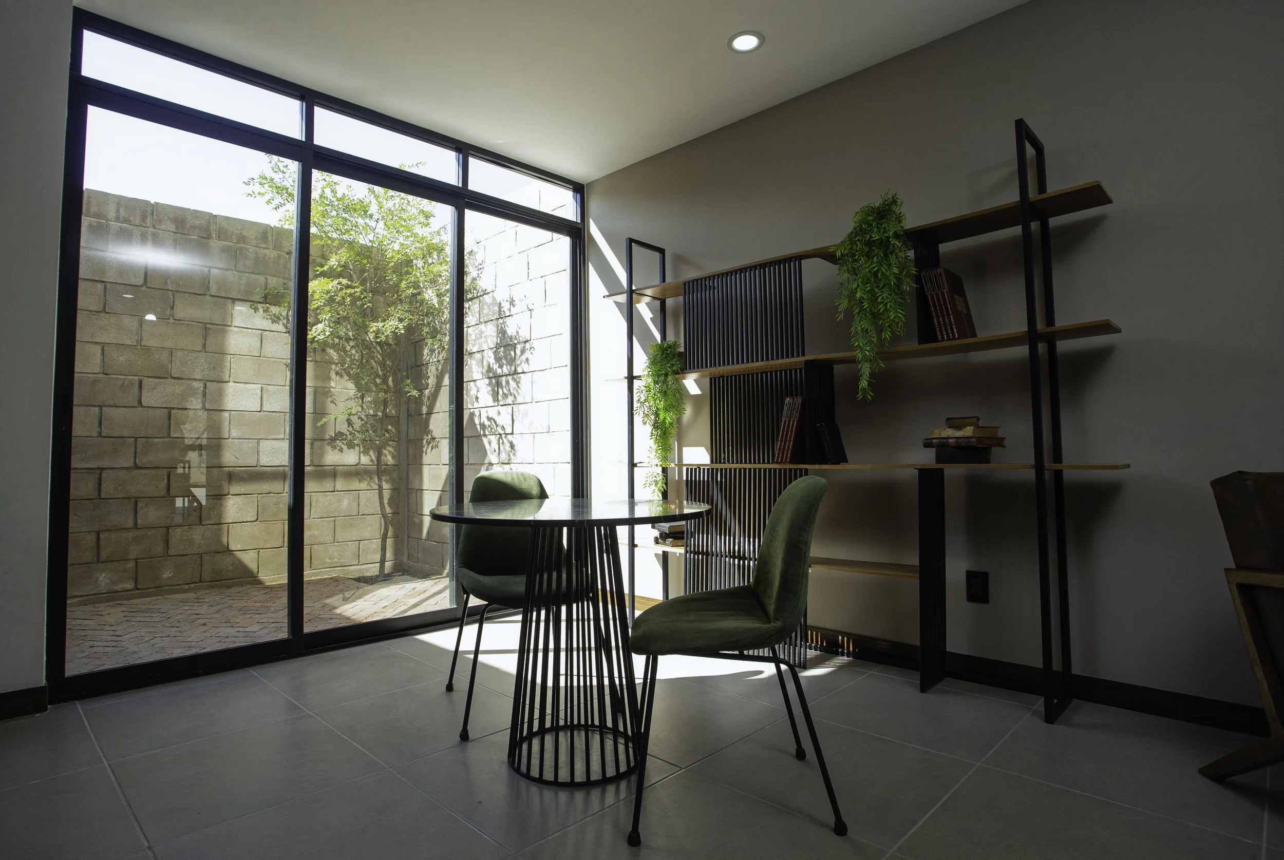 Showroom4.jpg