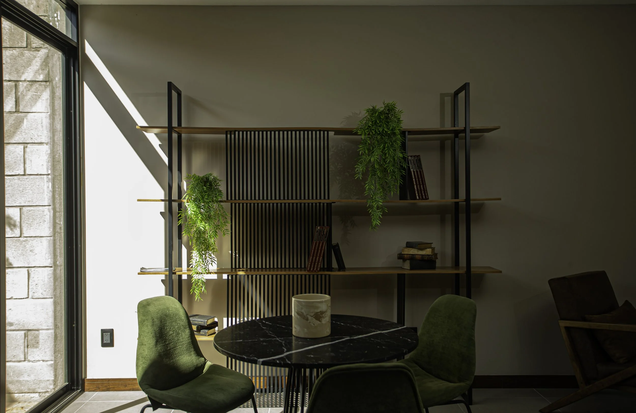 Showroom3.jpg