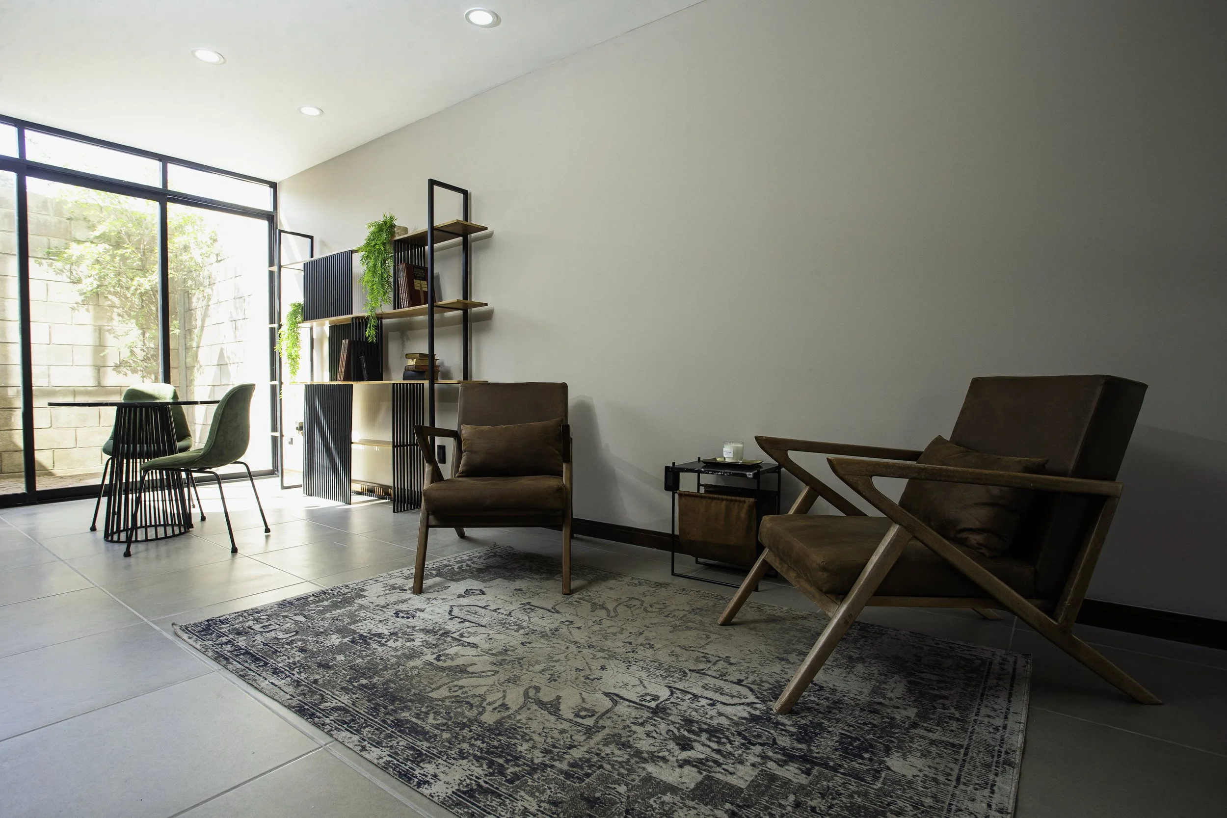 Showroom5.jpg