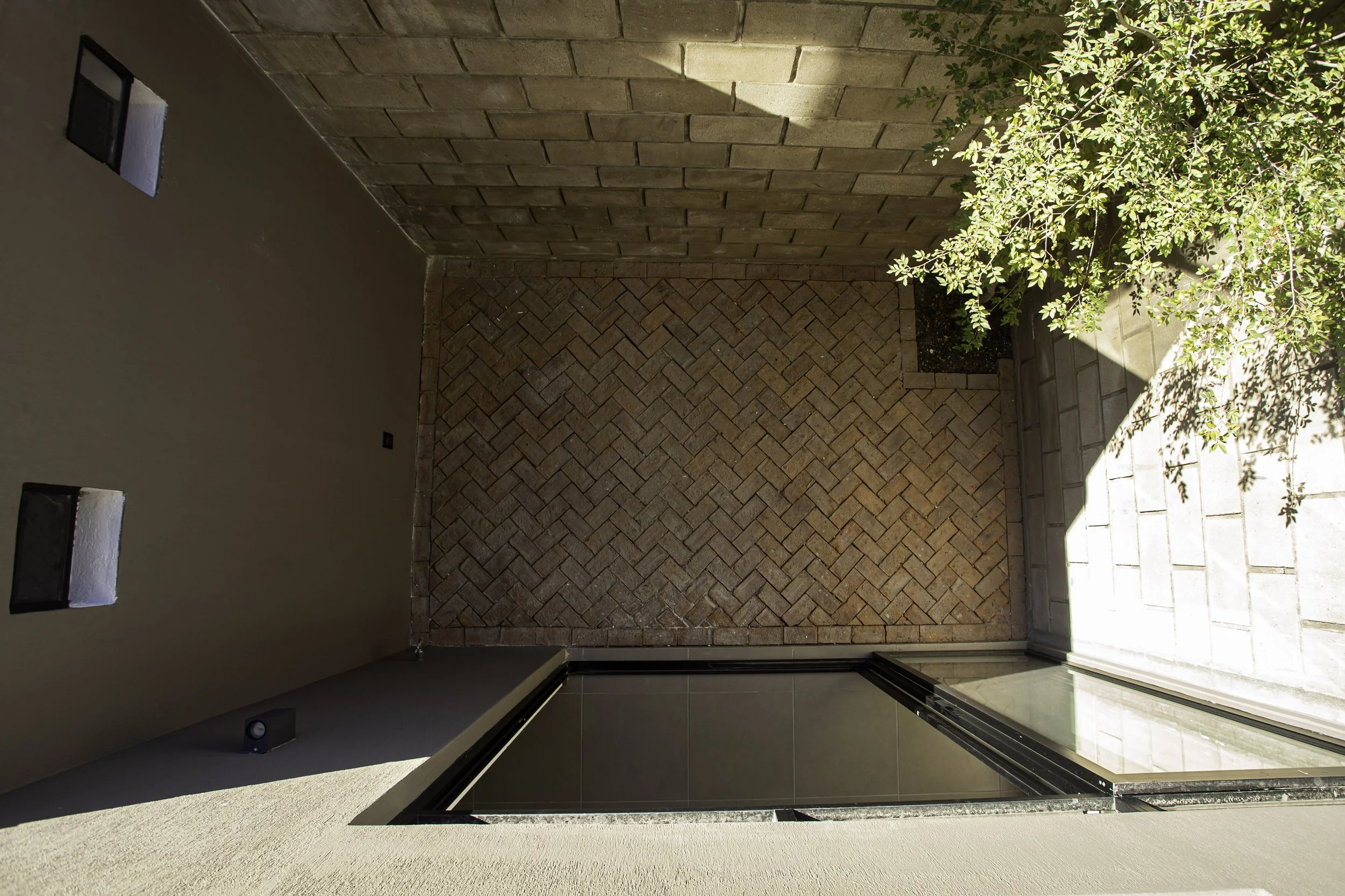 Patio1.jpg