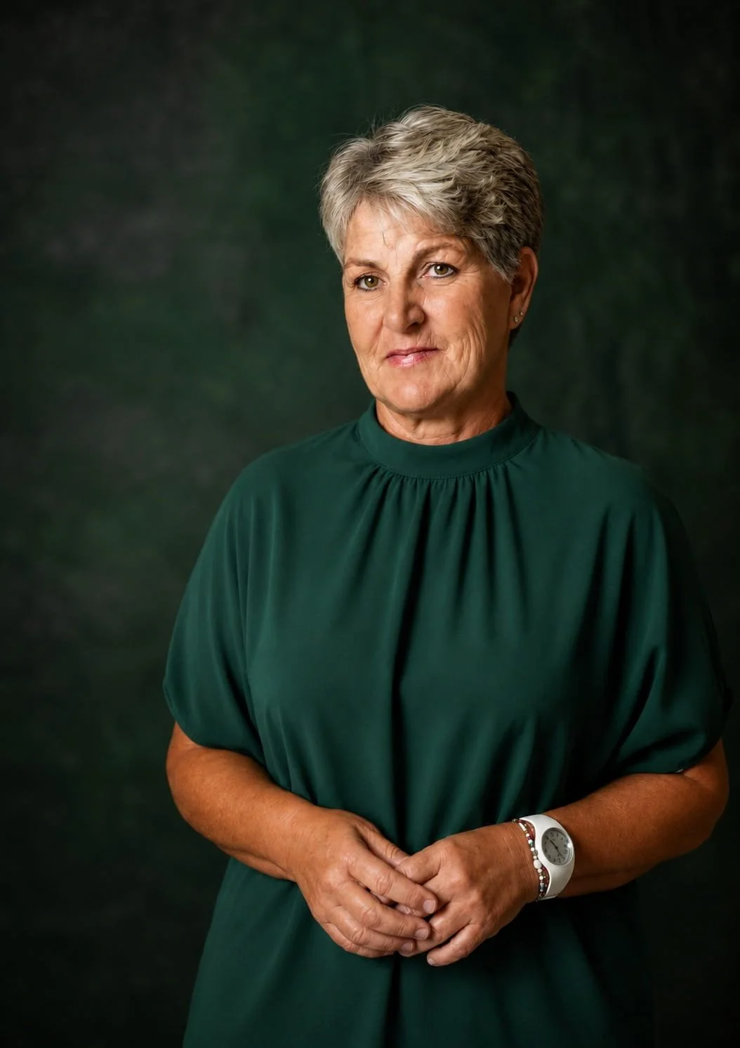 Middle age ladie in green