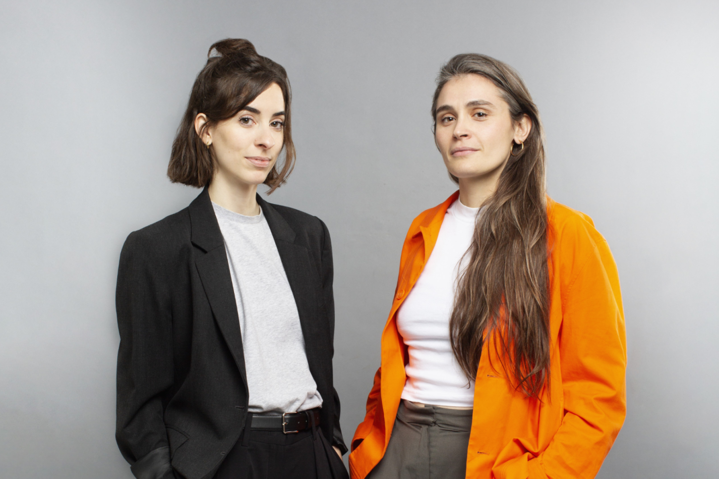 Retrato de Las hijas de Felipe, Carmen Urbita (izquierda) y Ana Garriga (derecha)
