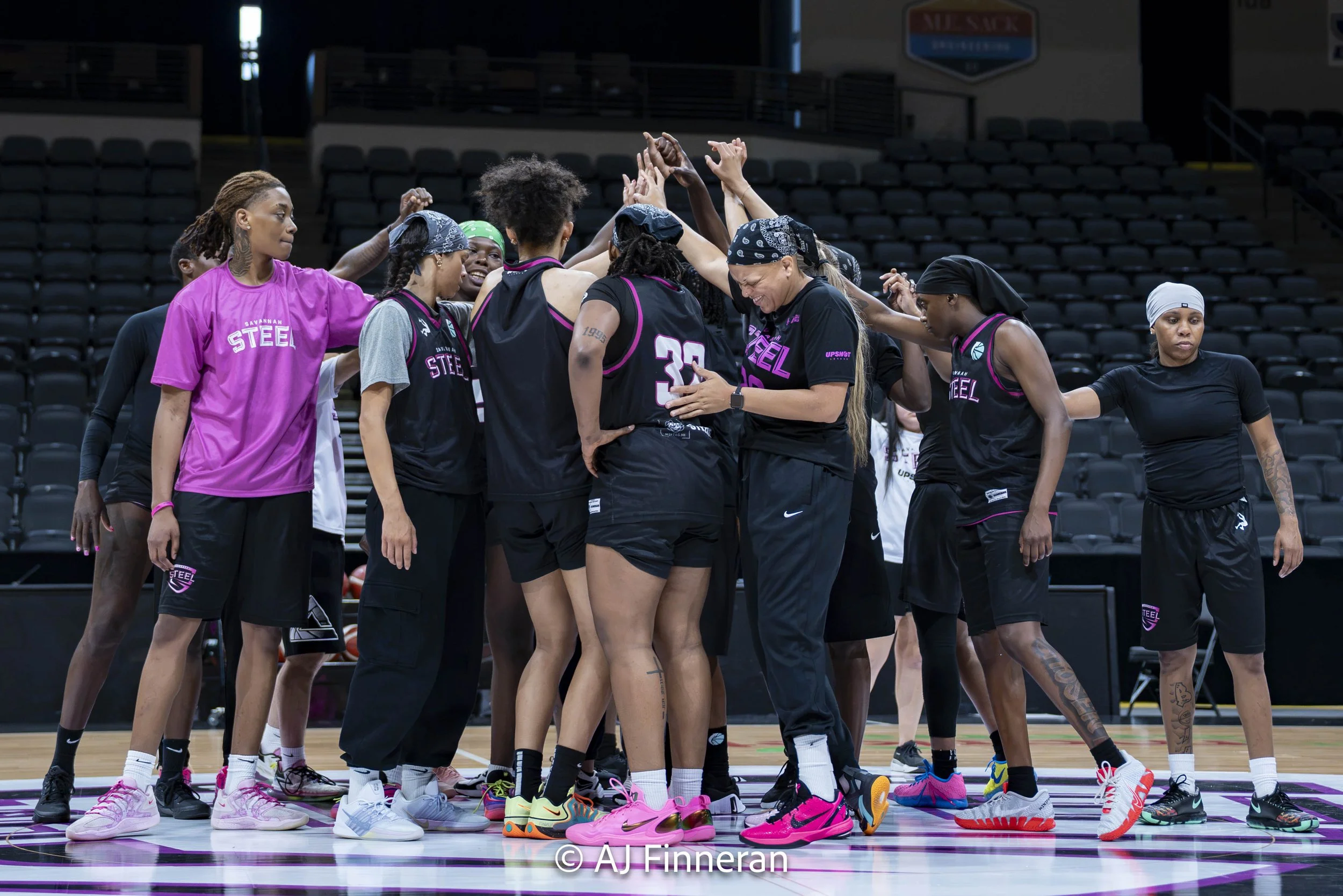 AJ_Finneran_Sav_Steel_July_1st_Practice-32.jpg