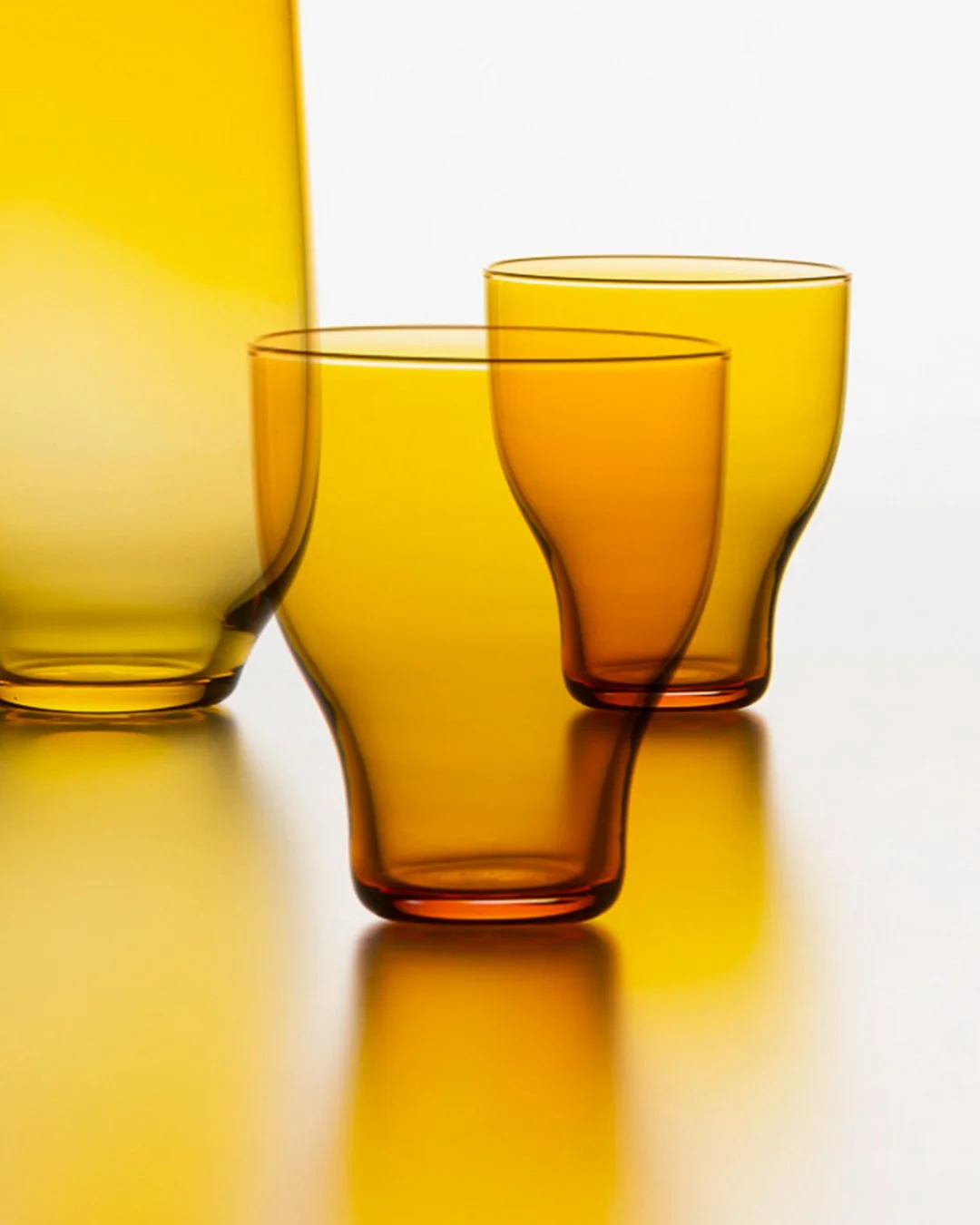 INSTA_POST_DanubeGlass_AMBER02.jpg