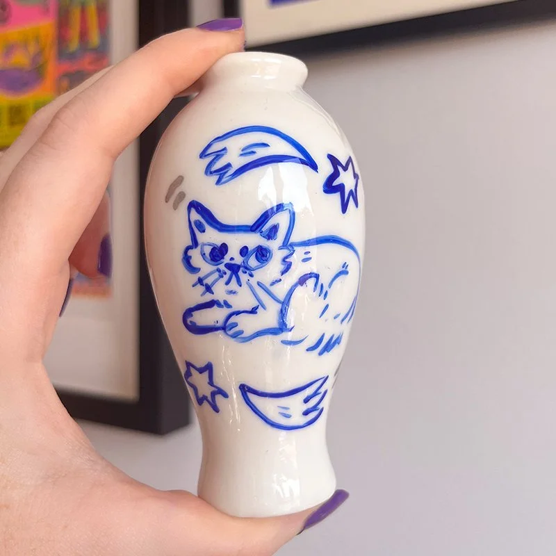 ceramics_0005_catvase.jpg