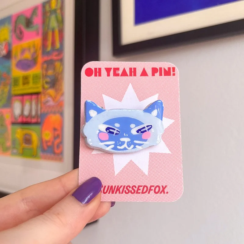 pinbadges_0008_catsblue5.jpg