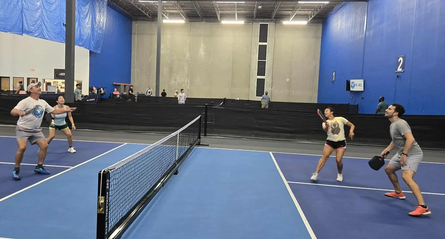 Sign up for our Pizza + Pickleball Party this Saturday, 10/18 (7-11pm)! 🏓🍕
Check out some shots from our last party - don’t miss this one! 🎉
Sign up on court reserve!