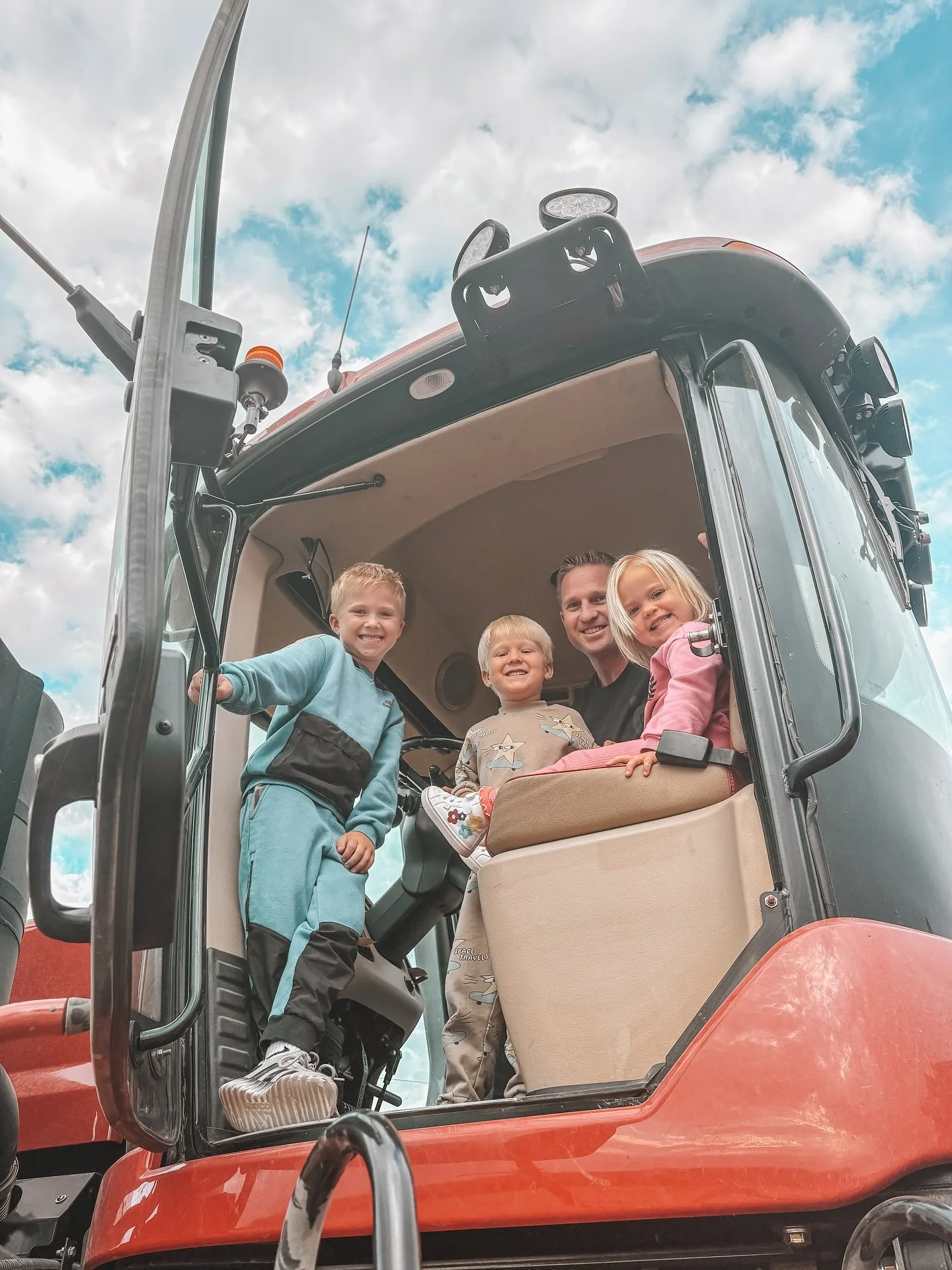 Harvest officially paused for some tractor fun. 🌾