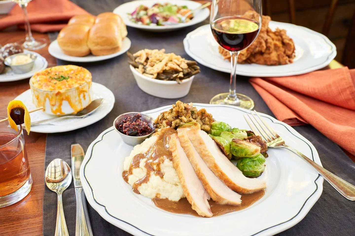 Take the stress out of Thanksgiving! ✨Our Heat &amp; Serve Boxes are $280 and include a full traditional feast with roasted turkey breast and leg, turkey gravy, mashed potatoes, stuffing, cranberry chutney, soft dinner rolls, and maple-glazed carrots