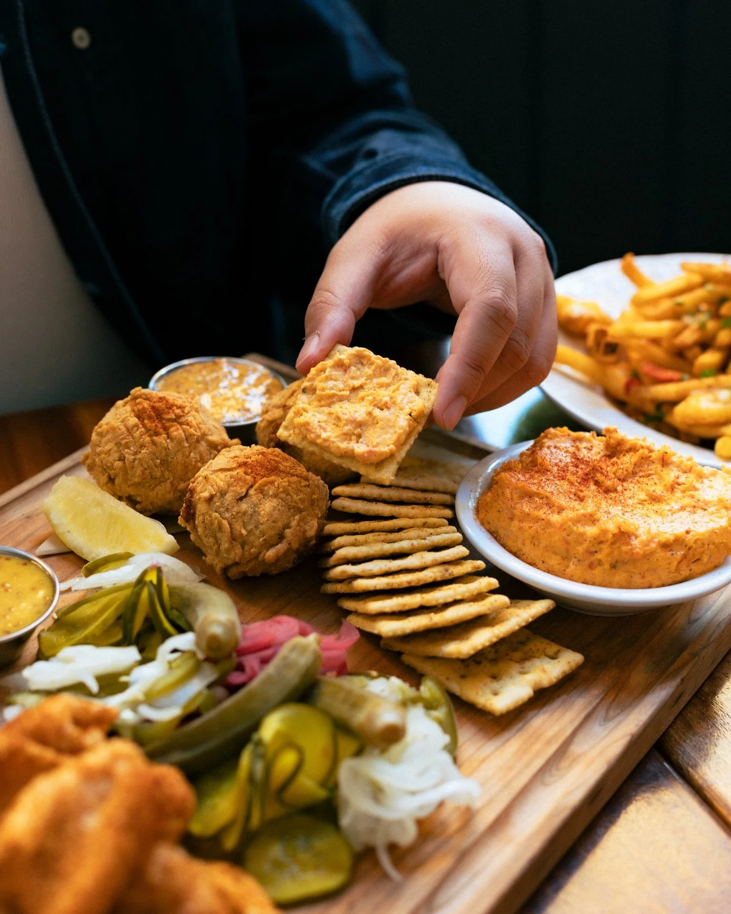 Who says the best part of the week has to wait for the weekend?⁠ Join us for happy hour Monday&ndash;Friday, either at the start or end of dinner service: 4:30pm&ndash;5:30pm and 8pm&ndash;close.⁠
⁠
#screendoorpdx #pdxfood #portlandfood #travelportla