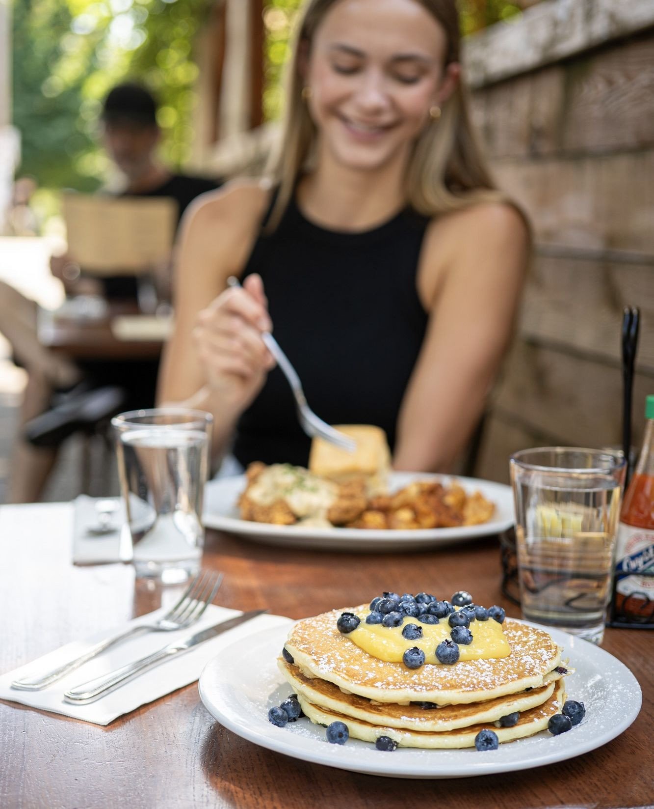 Celebrating all the mamas this weekend 💐 We&rsquo;re open and serving up a whole lotta love.⁠
⁠
Brunch favorites like our Crab Benedict and Strawberries n&rsquo; Cream Golden Waffles, plus specials like Bacon Wrapped Asparagus.⁠
⁠
Come back in the e