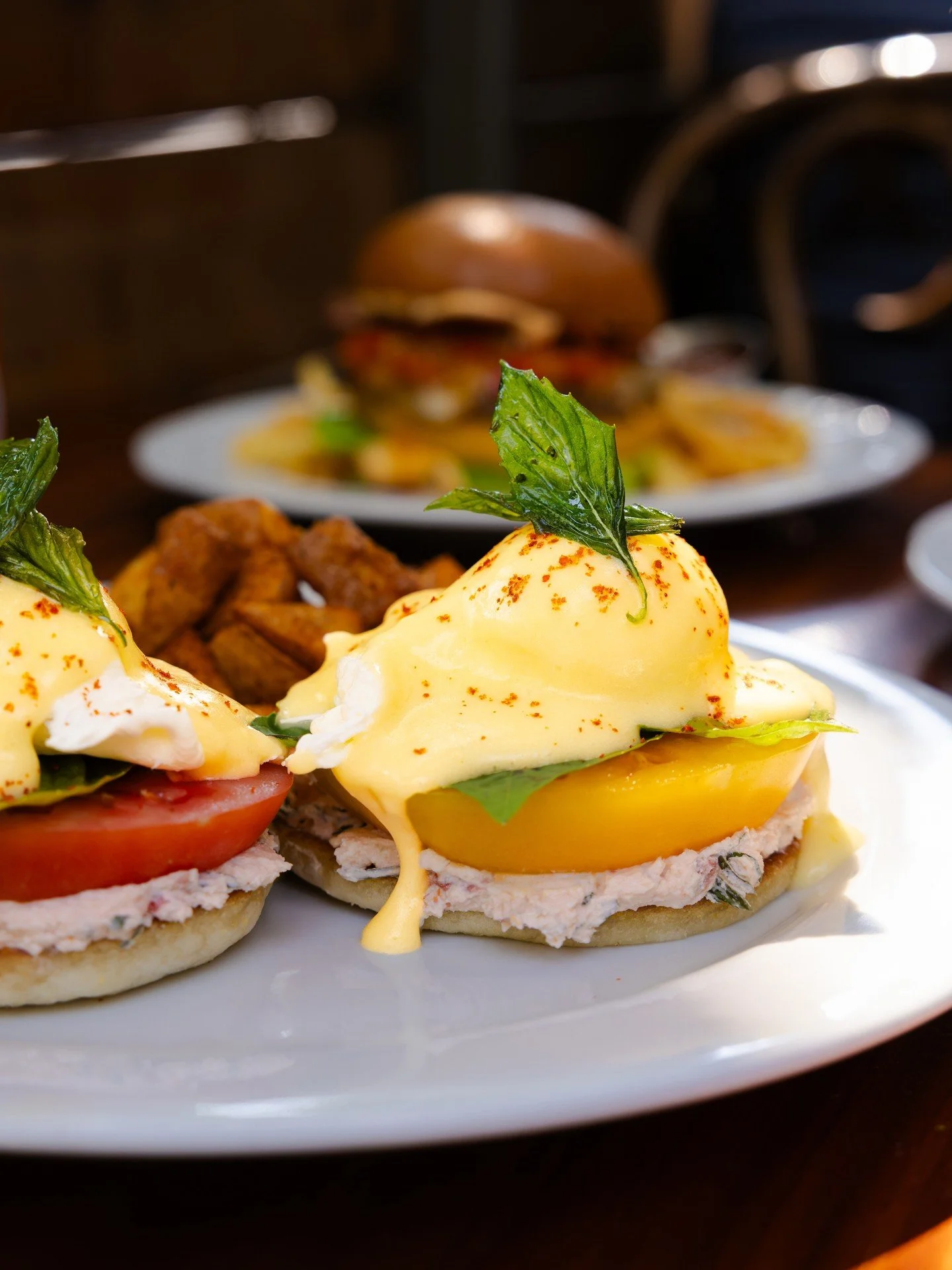 We&rsquo;re lucky to call Oregon home, where incredible produce is always within reach. Dig into some of our new(ish) specials this weekend!⁠
⁠
Heirloom Tomato &amp; Goat Cheese Benedict⁠
Local heirloom tomatoes, sun-dried tomato goat cheese, fresh b