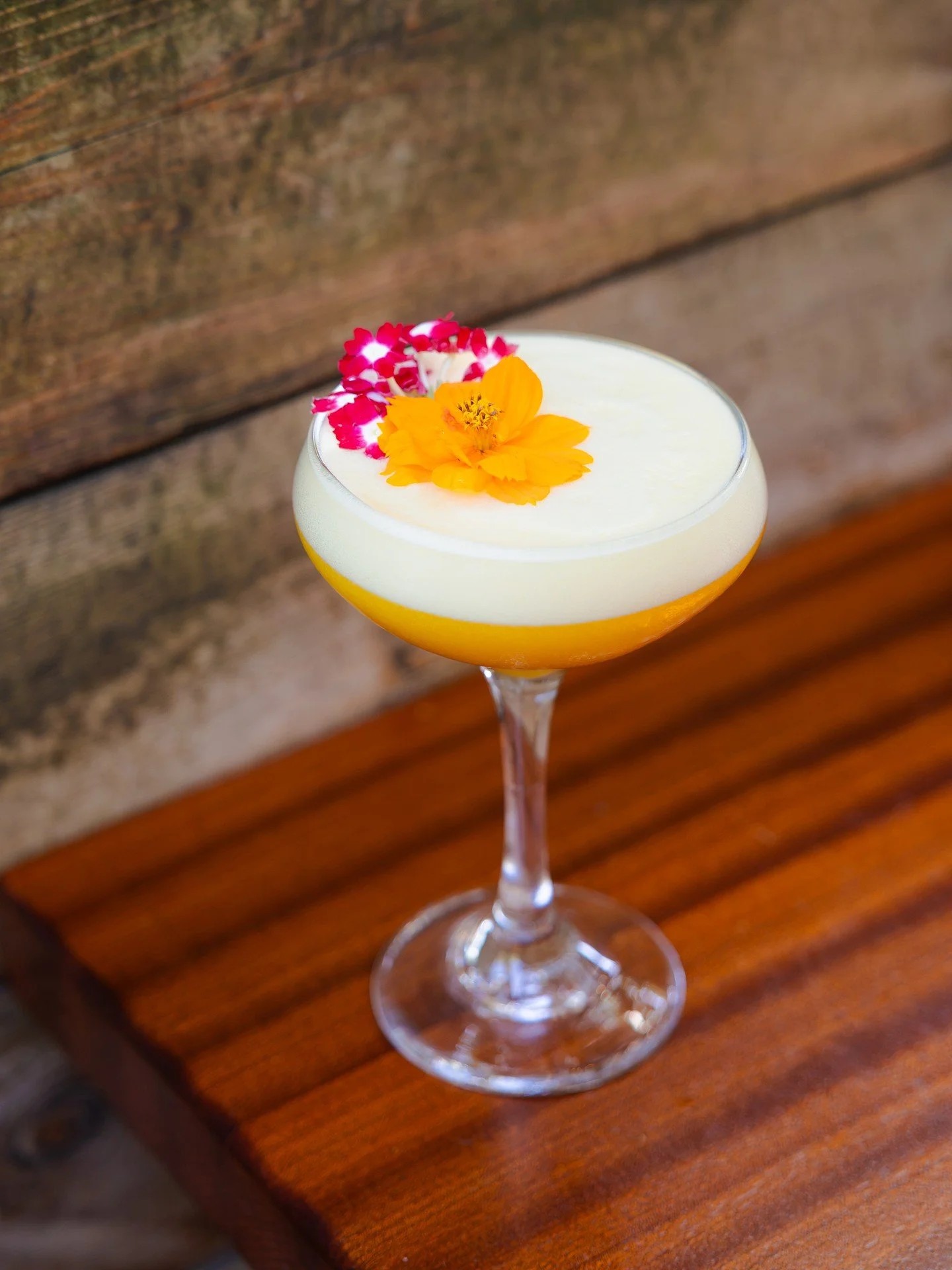 Our zero-proof Passion Fruit Sour was made for August afternoons ☀️Passion fruit, lime, salted agave, vanilla &amp; egg whites come together for a tangy, refreshing summer sip. Enjoy with your meal at our Eastside location!⁠
⁠
#screendoorpdx #pdxfood