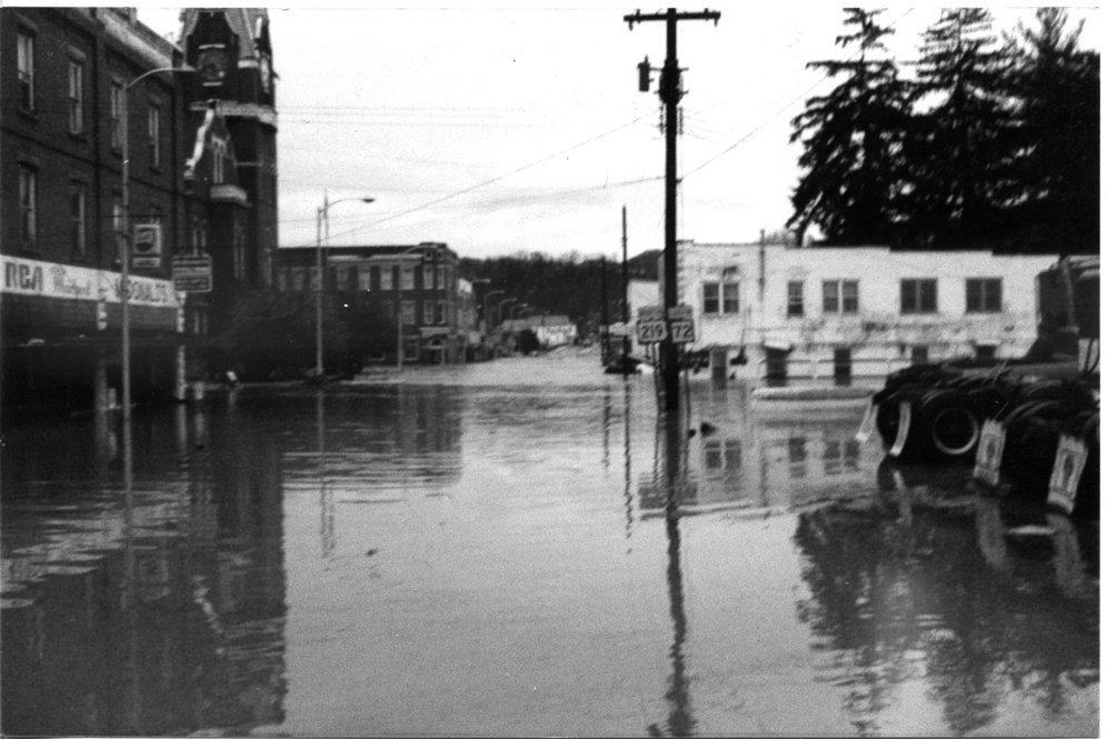 flood___downtown_BW.jpg