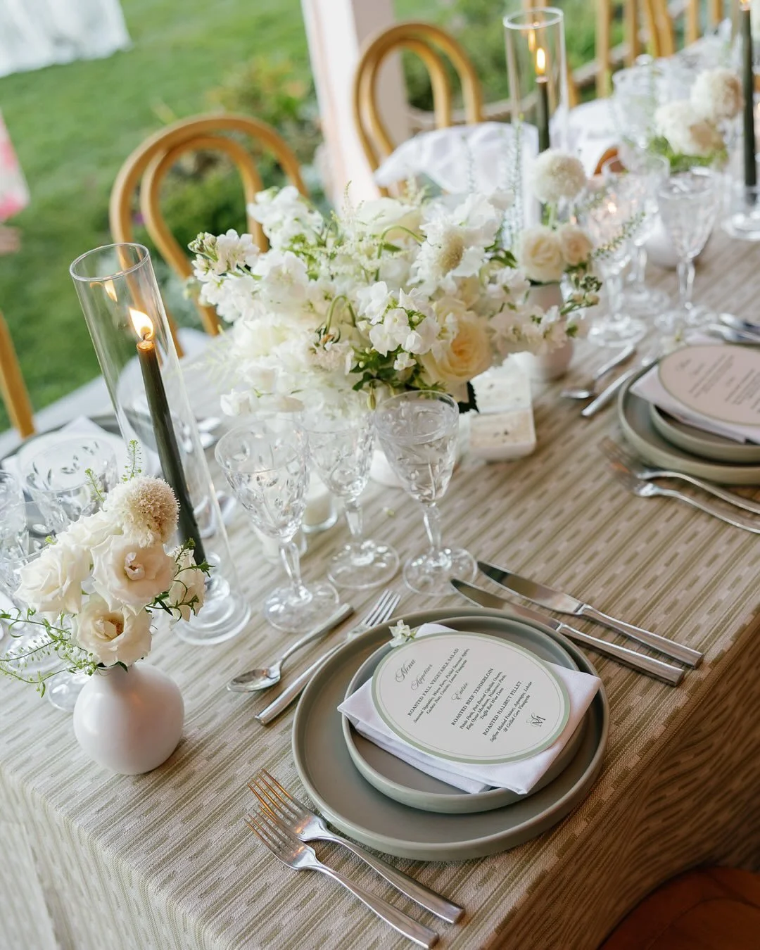 continuing with the perfection that was last weekend 🫶🏼 Saturday celebrating Sarah &amp; Mack @whiteelephantnantucket 💗 truly feeling so lucky with all the amazing weddings I&rsquo;ve been a part of so far this year!