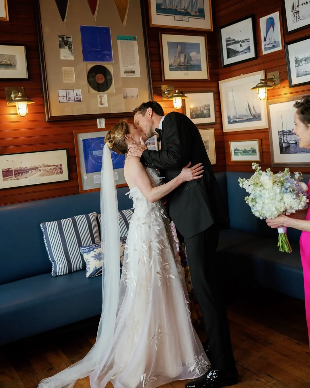 best Wednesday rainy wedding I&rsquo;ve ever been at! gotta love the less traditional days and especially the ones that maybe don&rsquo;t go exactly how you planned 🌧️ I say it all the time but if the bride and groom focus on the good, important stu