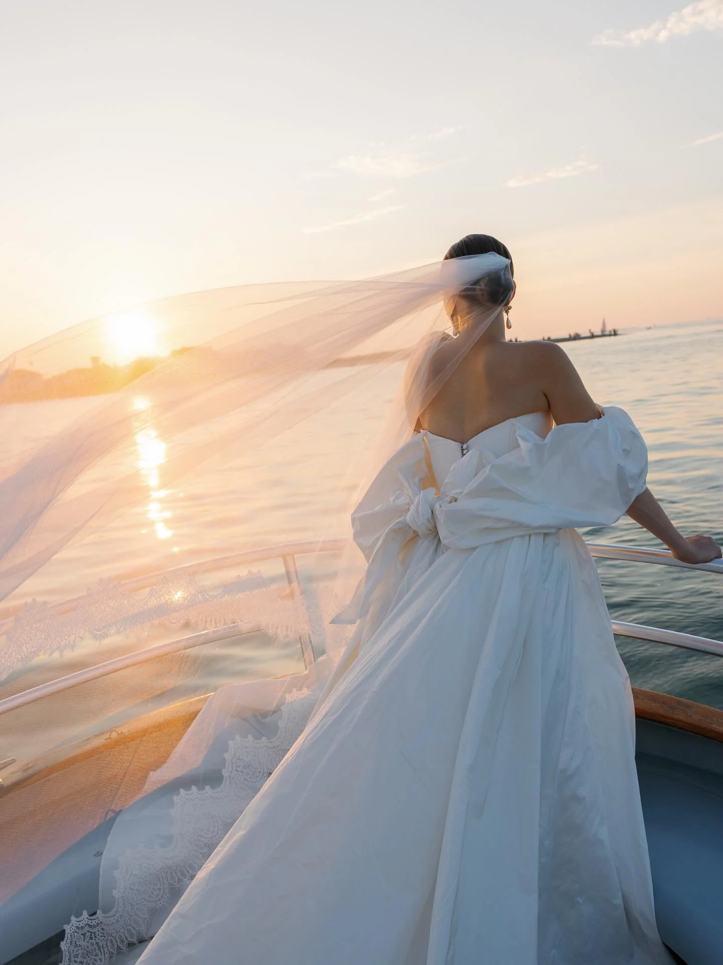 being a photographer is awesome because being able to look back on everything I&rsquo;ve documented this year is the best way to remind myself how good this life is 🫶🏼 if anything, it&rsquo;s overwhelming to narrow down the amount of goodness to sh