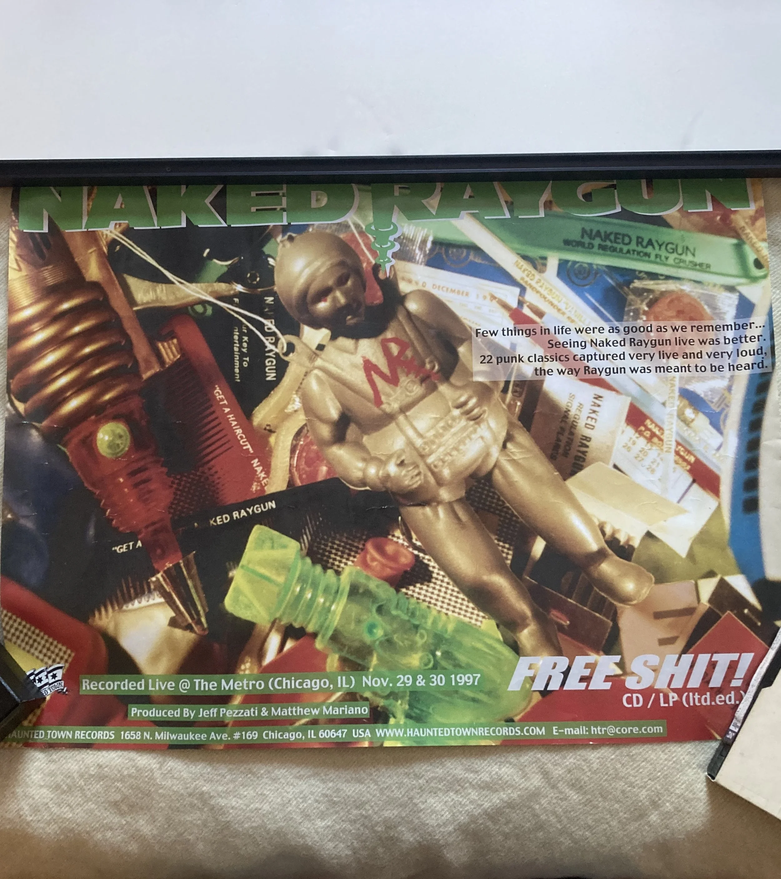 naked ragun free shit.jpg