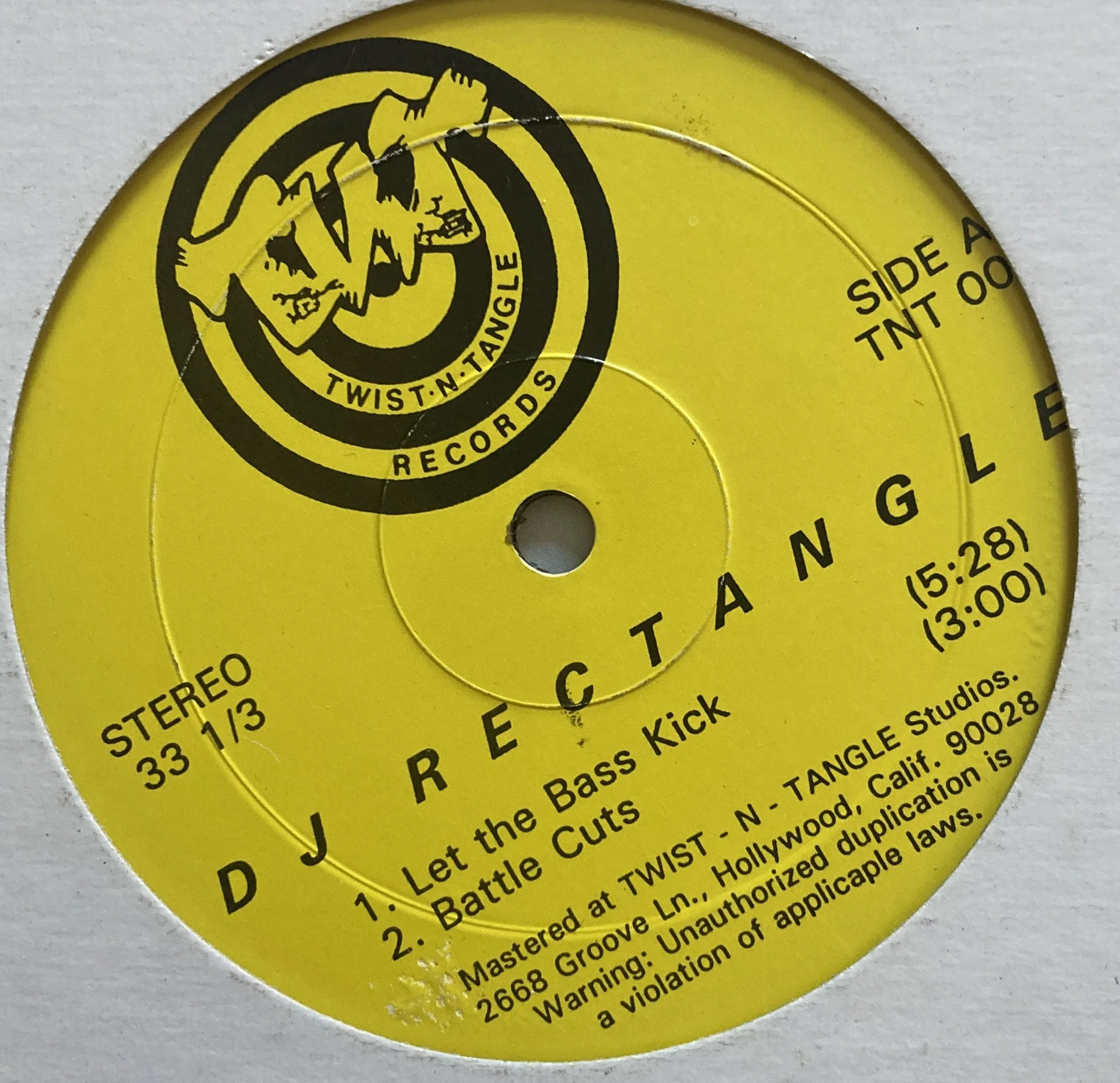 DJ RECTANGLE LET THE BASS.jpg