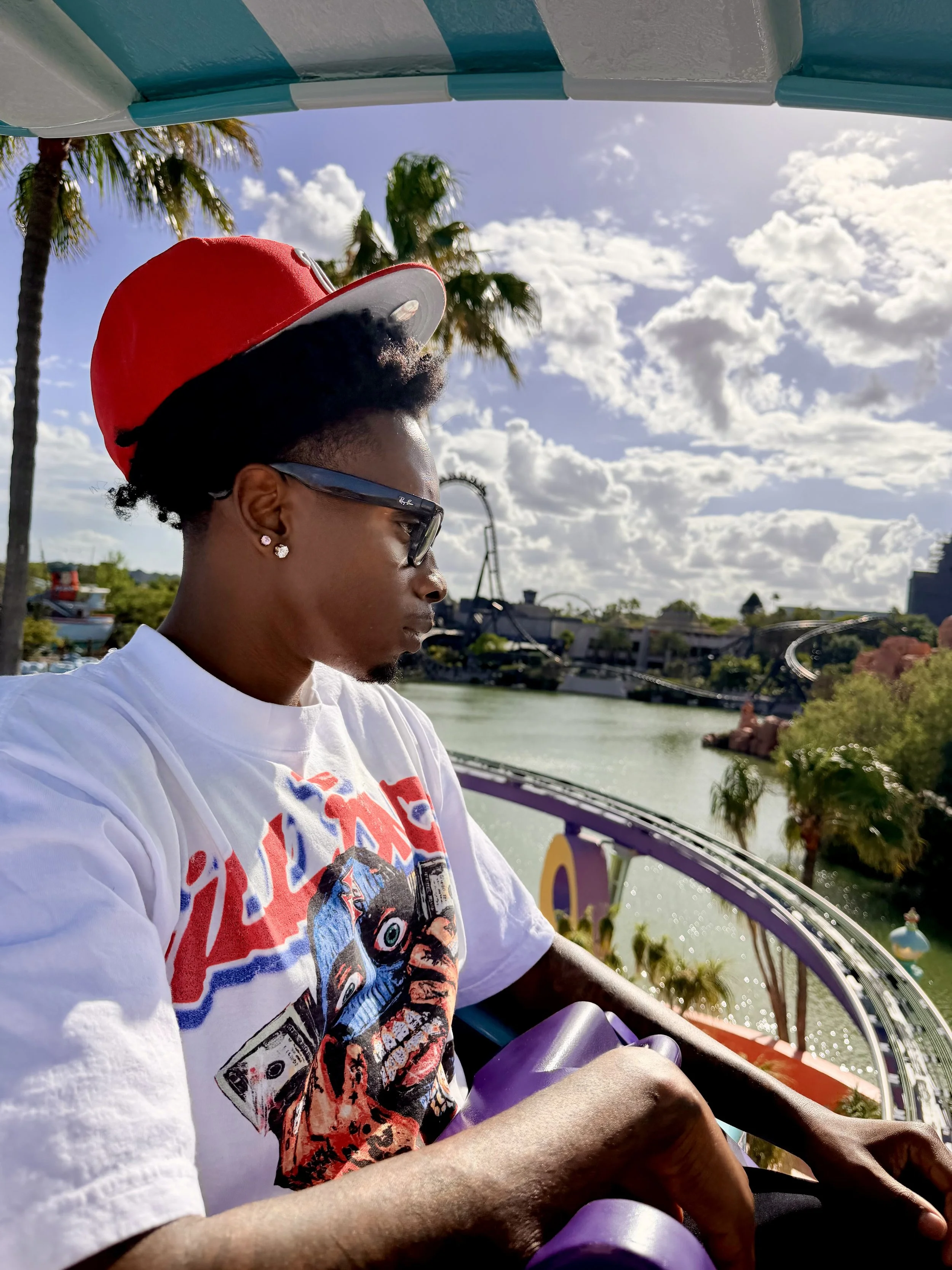 ?iLLiions White "EDH" TEE