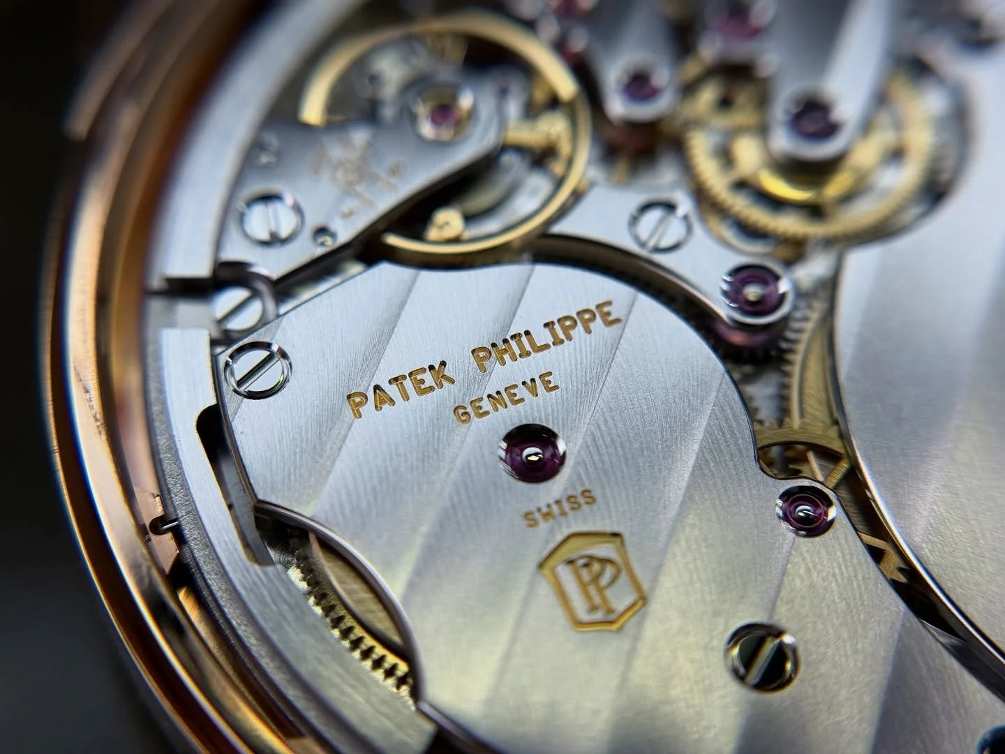 Final touches for this Patek Philippe ref. 6119R with the new caliber 30-255 PS featuring double barrels and a power reserve of 72 hours. 
.
#rbdtimesolutions #watchmaking #horology #newyorkwatchmaking #patek #patekphilippe #nautilus #calatrava #watc