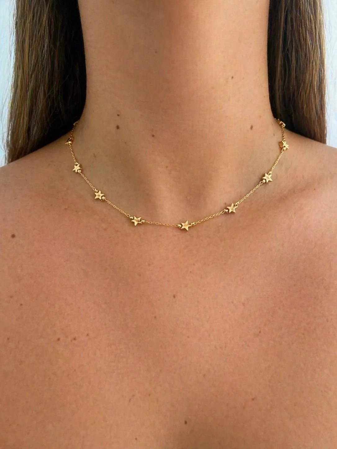 Colar chocker estrela com banho de ouro 18K
