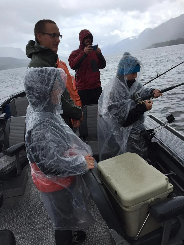 group fishing for silver chinook salmon with fishing charter in Oregon