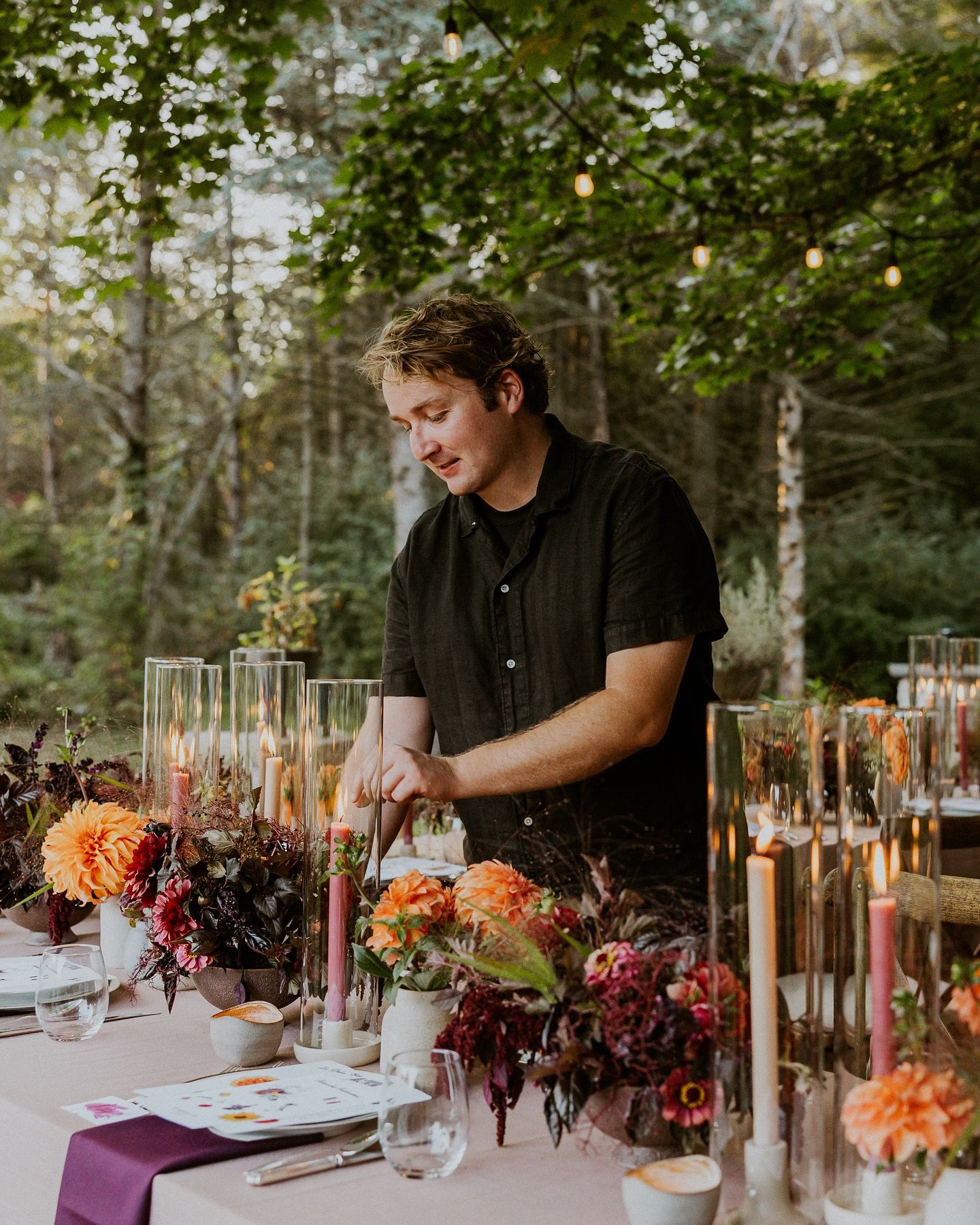 In my happy place doing what I love! Having the opportunity to combine my three passions - design, photography, and florals ✨💕🍽️🌼📸

Let&rsquo;s daydream about your tablescape design together 🙃🥰🤗✨

Thank you for this styling photo of me @abbypl