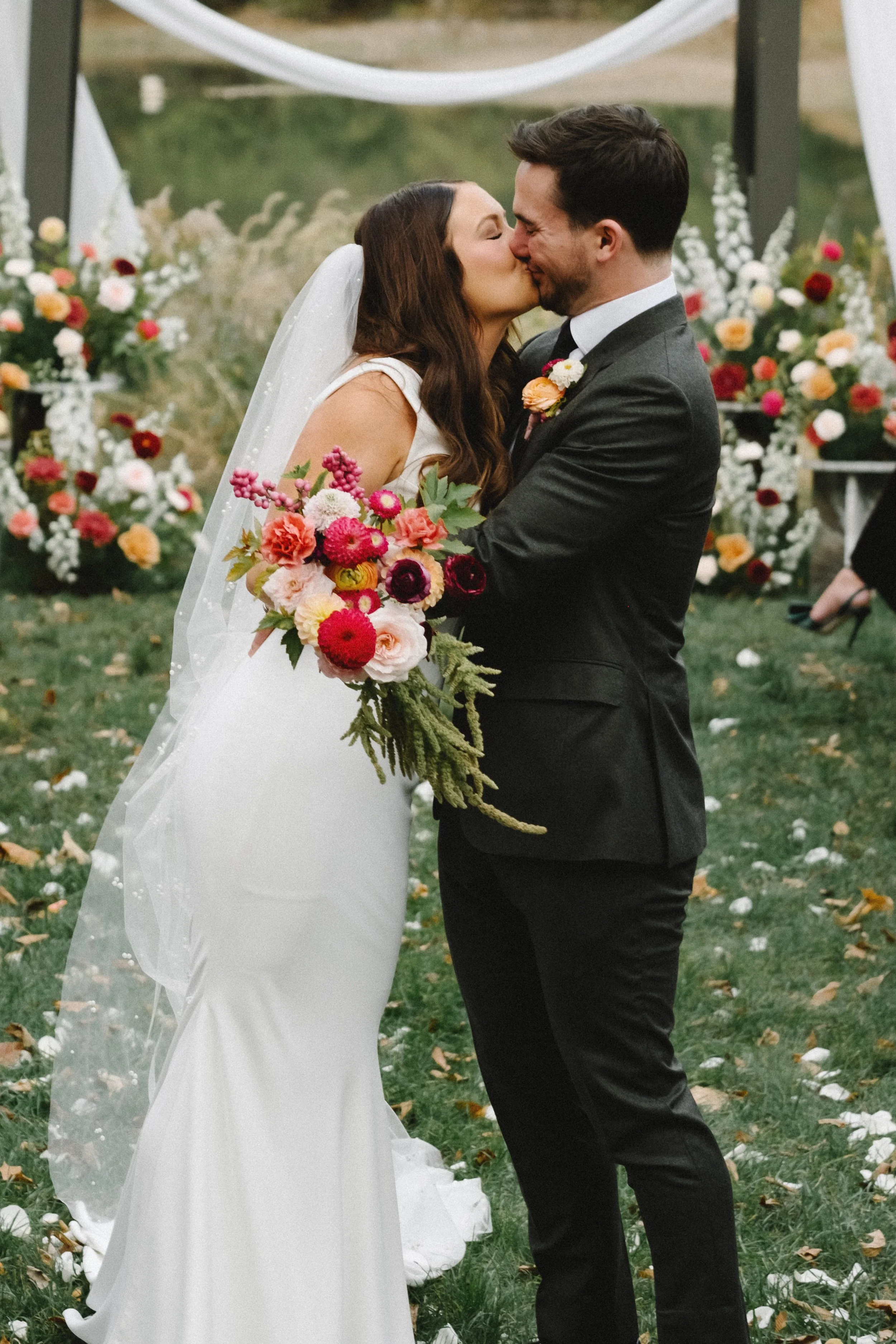 Hannah & Joe Deliver-721.jpg