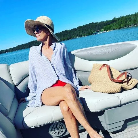 Time for a little summer vacay .....it's been a busy year of design, looking forward to r &amp; r in my home town of 10,000 Lakes 🥰 #summertime #minnesota