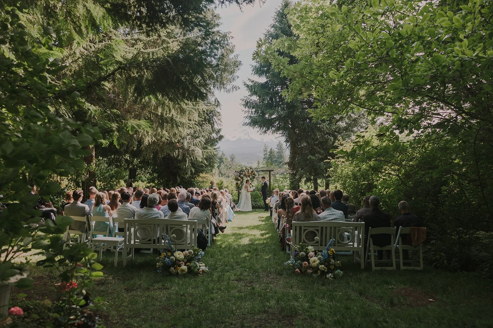 Sophie&Brian_MtHoodOrganicFarms_JenJonesWeddings2025-307.jpg